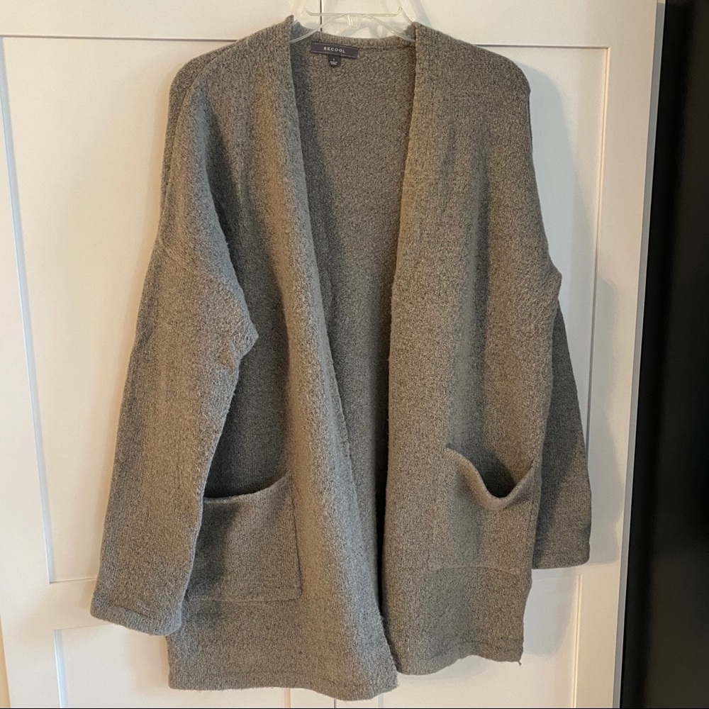 Grey cardigan